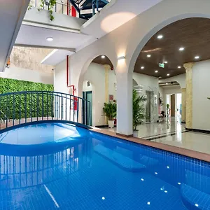 Jan Saigon Oasis Ho Chi Minh-stad