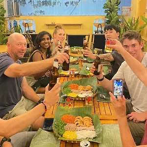 Saigon Authentic - Daily Walking Morning Tour, Fresh Daily Breakfast, Gym & Rooftop Billiard Hostel
